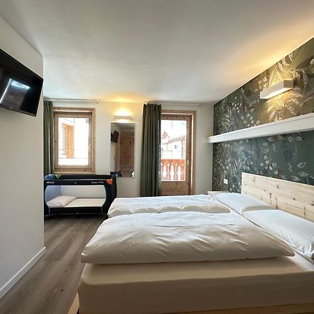 Garni La Casetta Livigno Buitenkant foto